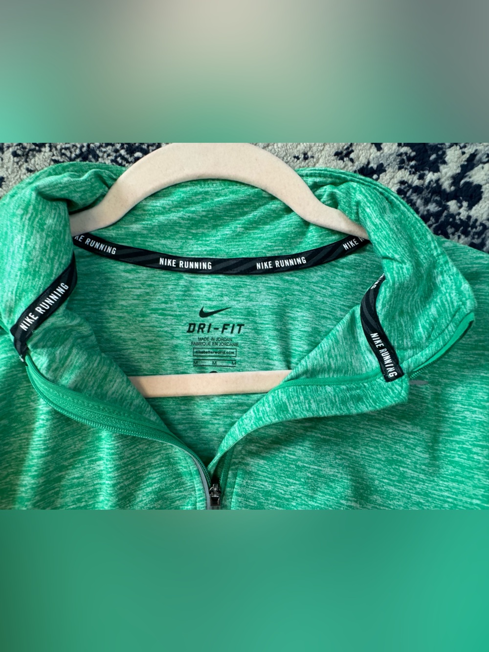 Nike Women's Heather Green Quarter-Zip Pullover - Picture 6 of 6